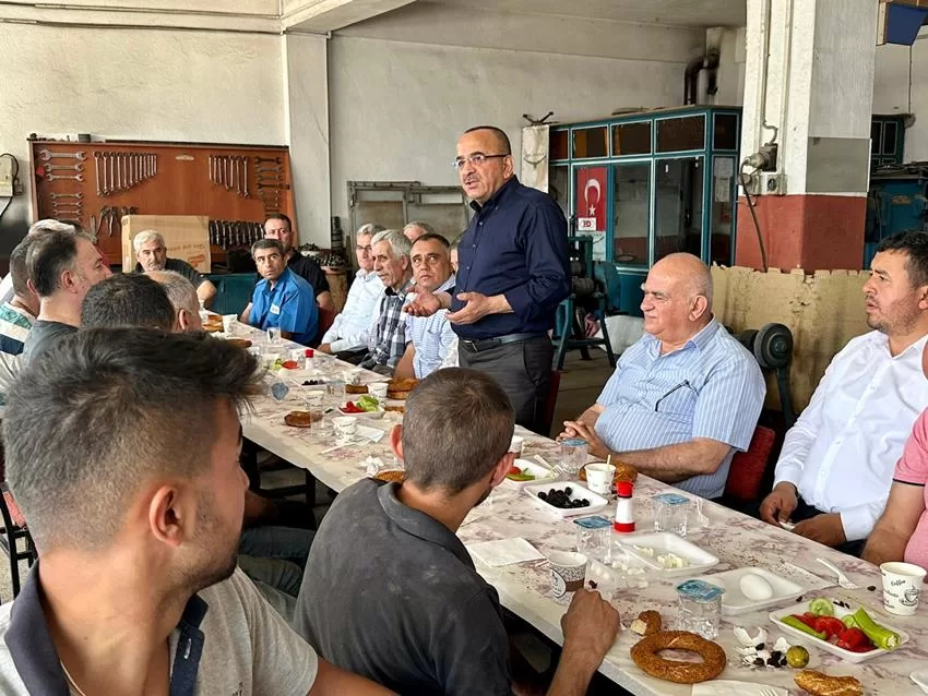 Isparta Esnaf ve Sanatkarlar Odalar Birliği Başkanı Ahmet Tural, Gül