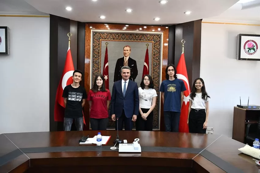 4 Haziran 2023 Pazar günü gerçekleştirilen&nbsp; LGS&nbsp; (Liselere Geçiş Sistemi)