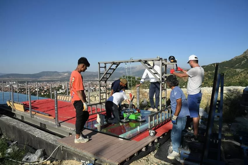 Isparta Belediyesi doğanın güzellikleri arasında yer alan Kirazlıdere’yi yeni yüzüyle