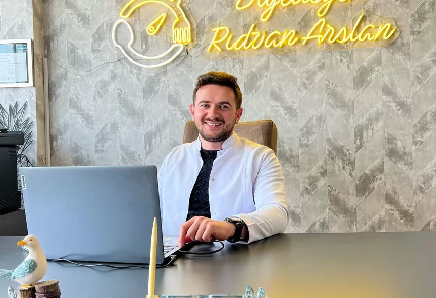 Diyetisyen Rıdvan Arslan konu hakkında bilgiler verdi.  Böbrekler inanılmaz küçük