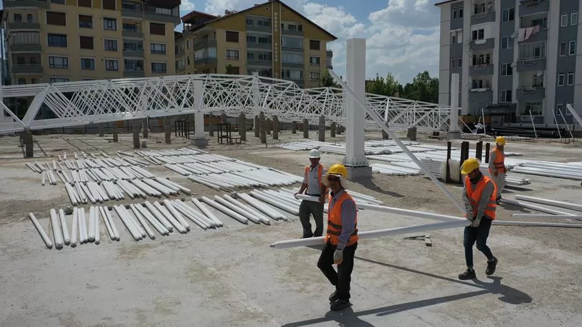 Isparta Belediyesi, yoğun kar yağışı dolaysıyla geçen sene çöken Davraz