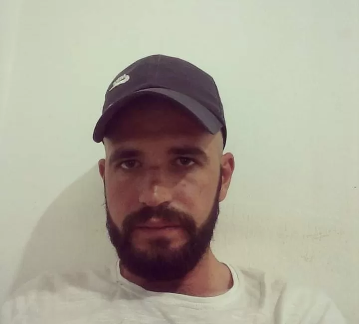 Sav Kasabası merkezinde İnşaatta çalışan 3 işçi yüksek gerilim hattına