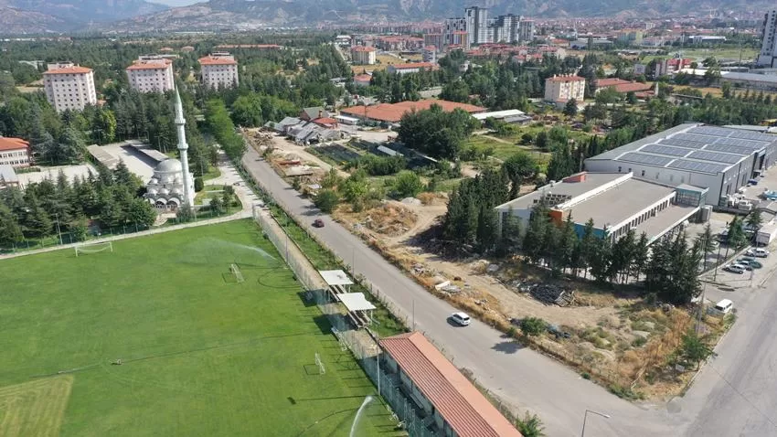 Gül Küçük Sanayi Sitesine ulaşım daha güvenli hale getirilecek