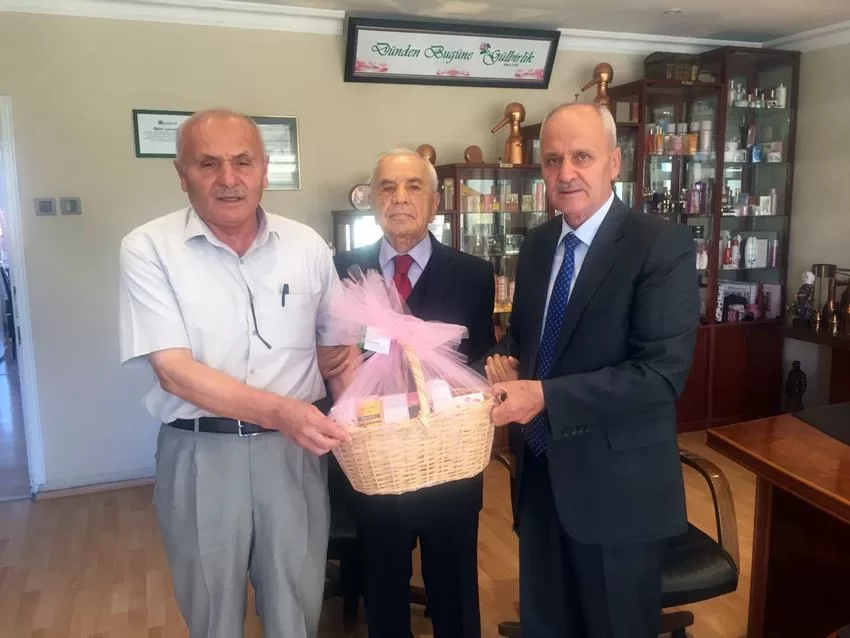 1980-2006 yılları arasında 26 yıl boyunca Gülbirlik Genel Müdürlüğü’nün Hukuk