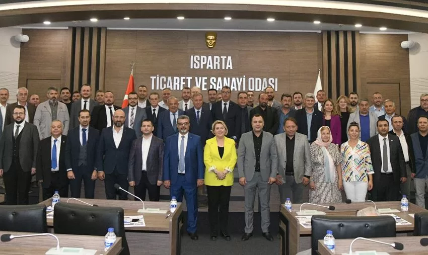 Isparta Ticaret ve Sanayi Odası Başkanı Metin Çelik ve yönetiminin