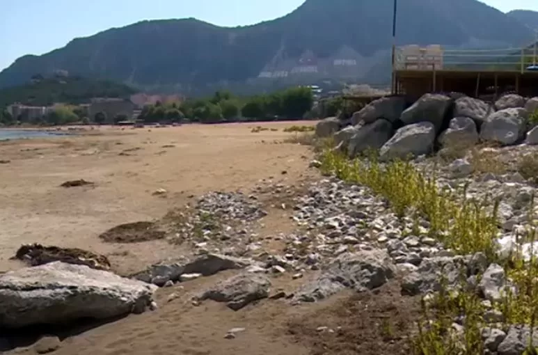 CHP Isparta İl Başkanı Vedat Şenol: Eğirdir Gölünü kurtarmak için