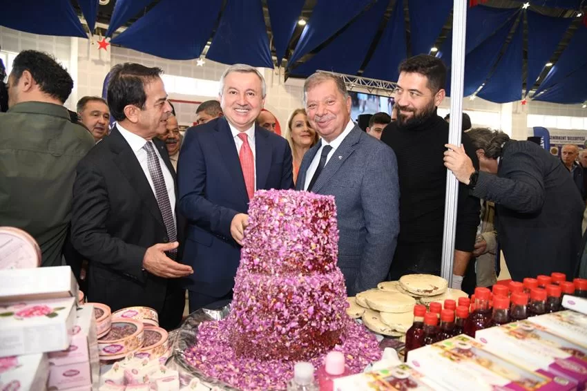 Isparta Ticaret ve Sanayi Odası öncülüğünde Isparta Valiliği, Isparta Belediyesi,