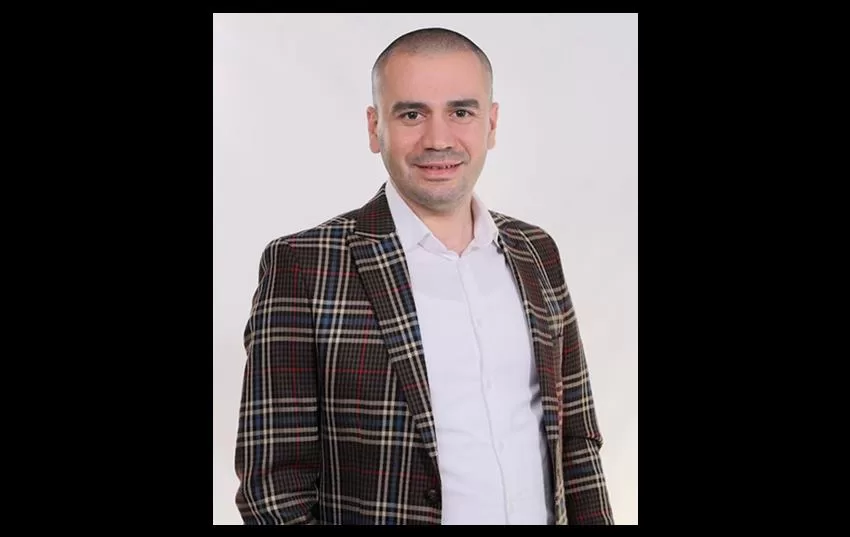 Isparta Gazeteciler Cemiyeti Başkanı Mustafa Baş, 24 Kasım Öğretmenler Günü