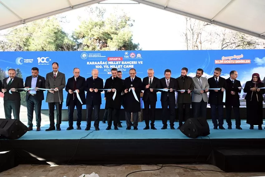 Karaağaç Millet Bahçesi ve 100’üncü Yıl Millet Camii hizmete açıldı