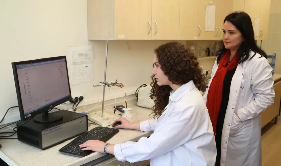 SDÜ Genç Araştırmacıların Bilim Yolculuğuna Işık Tutuyor Süleyman Demirel Üniversitesi, gelişmiş fiziki altyapısı, son teknoloji cihazlar ile