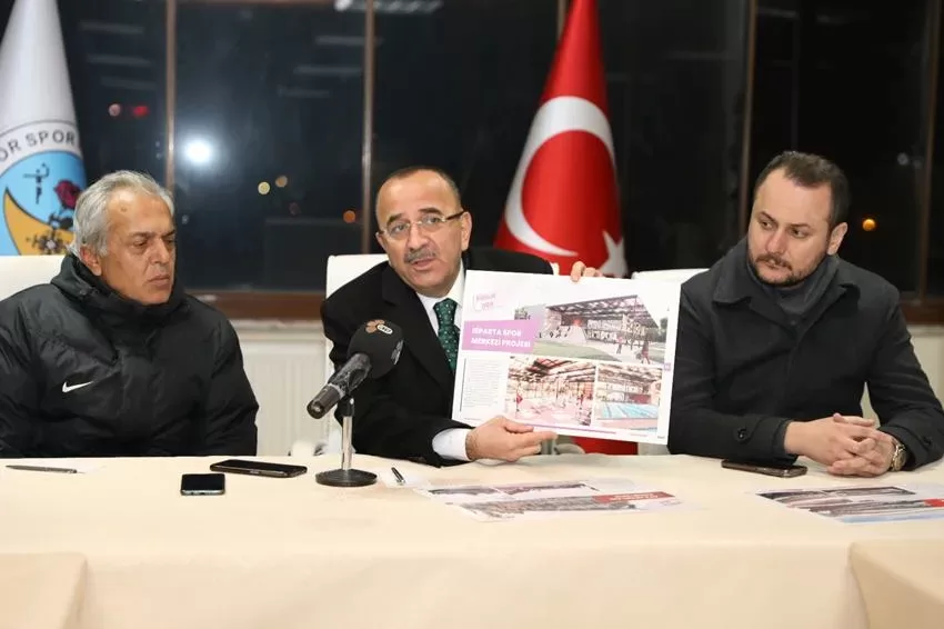 Amatör Spor Kulüpleri Federasyonu temsilcileriyle bir araya gelen İyi Parti