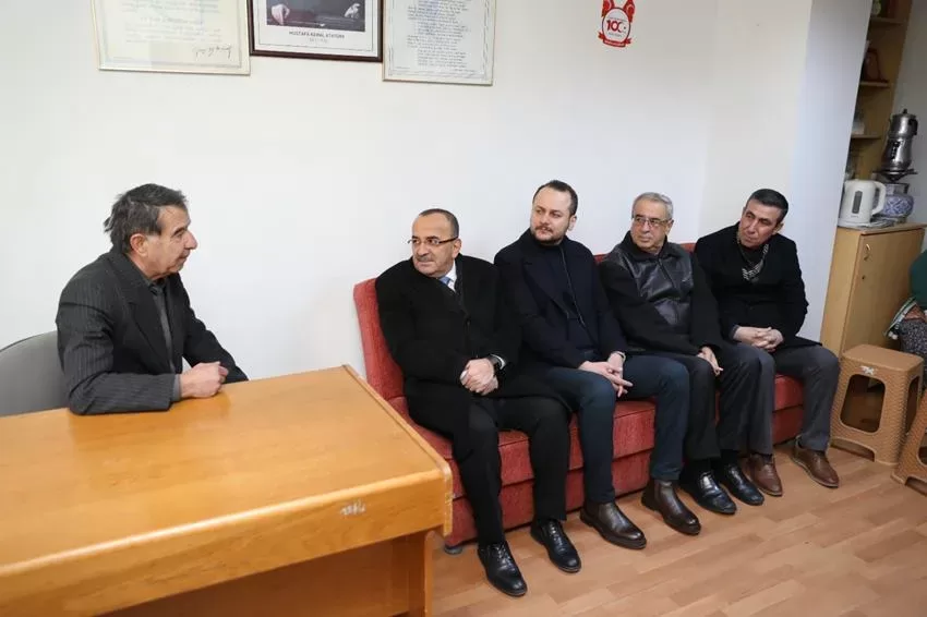 Seçim çalışmaları kapsamında Ortopedik Engelliler Derneği’ni ziyaret eden İyi Parti