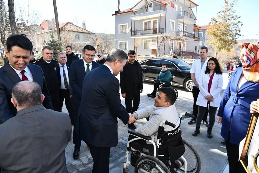 Vali Aydın Baruş, düzenli olarak gerçekleştirdiği ilçe çalışma programları kapsamında