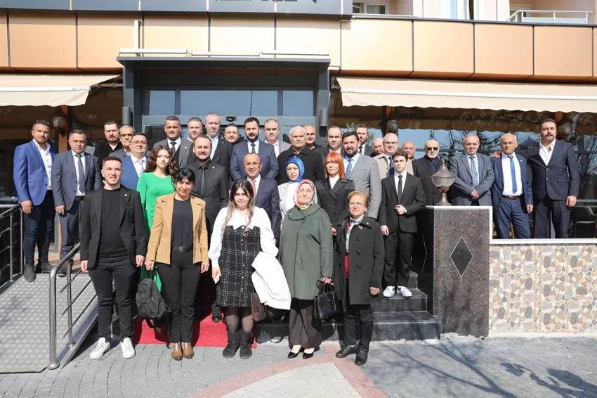 İyi Parti Belediye Başkan Adayı Ahmet Tural, partisinin belediye ve