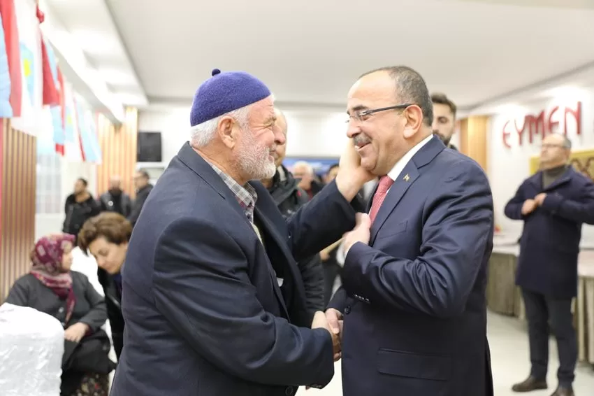 Karaağaç Mahallesi buluşmasında konuşan İyi Parti Belediye Başkan Adayı Ahmet