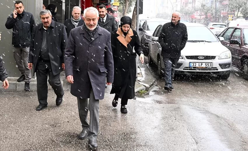 Isparta Belediye Başkanı ve AK Parti Belediye Başkan Adayı Şükrü