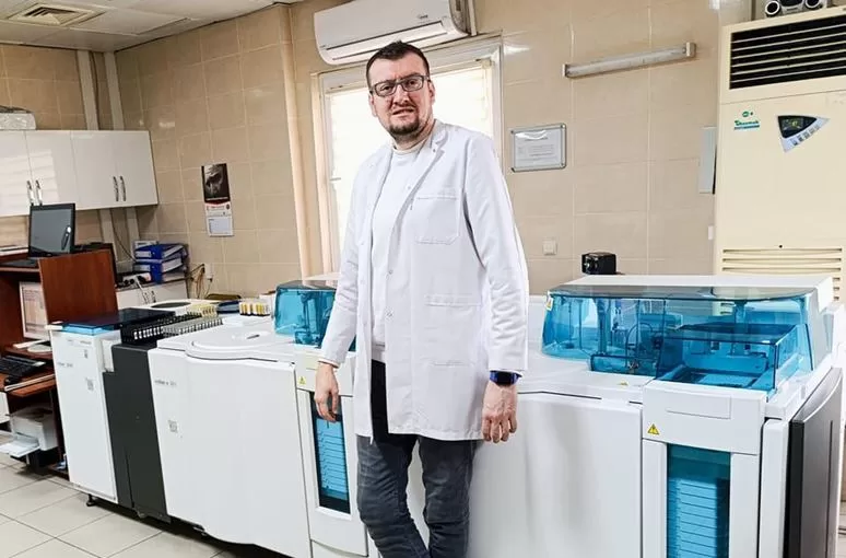 Yunus Emre Devlet Hastanesi’nde sağlık memuru olarak çalışan 32 yaşındaki