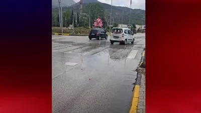 Isparta’da yaşanan trafik kazası kamerala an be an yansıdı. Sav