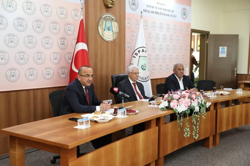 Türkiye Şoförler ve Otomobilciler Federasyonu Genel Başkanı Fevzi Apaydın ve