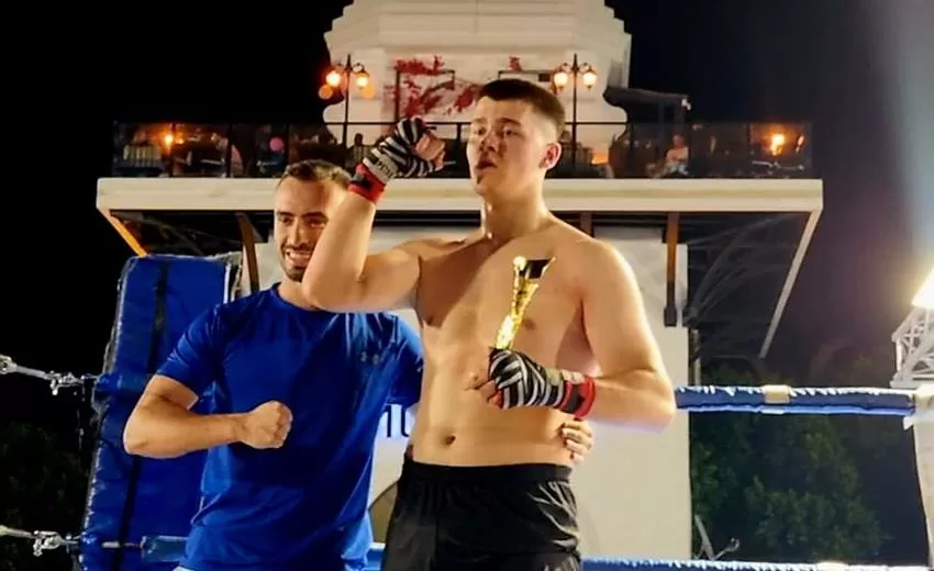 Dün akşam düzenlenen Kemer K1 Kick Boks Şampiyonlar Gecesi’nde Ahmet