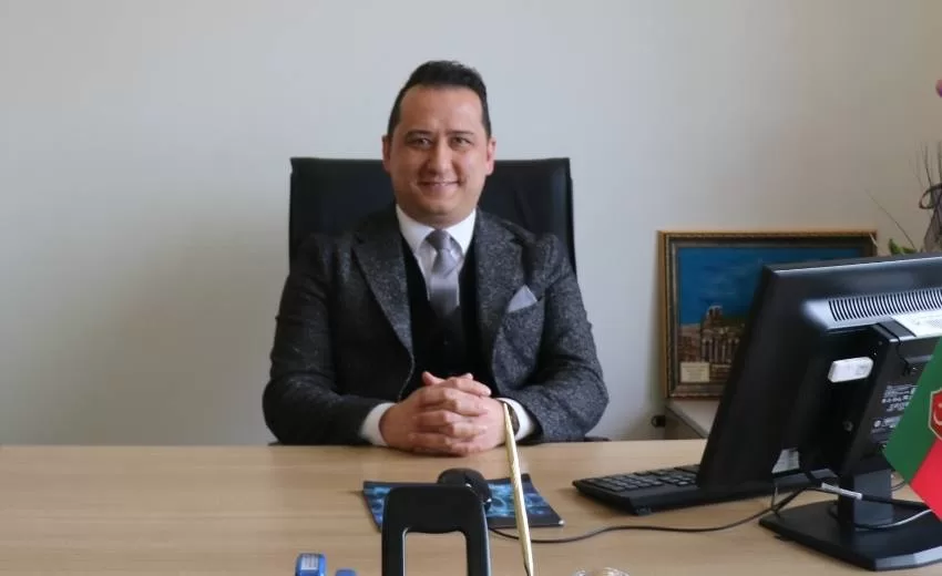 Isparta Ağız ve Diş Sağlığı Merkezi Başhekimliğine Özer Emin Akduman