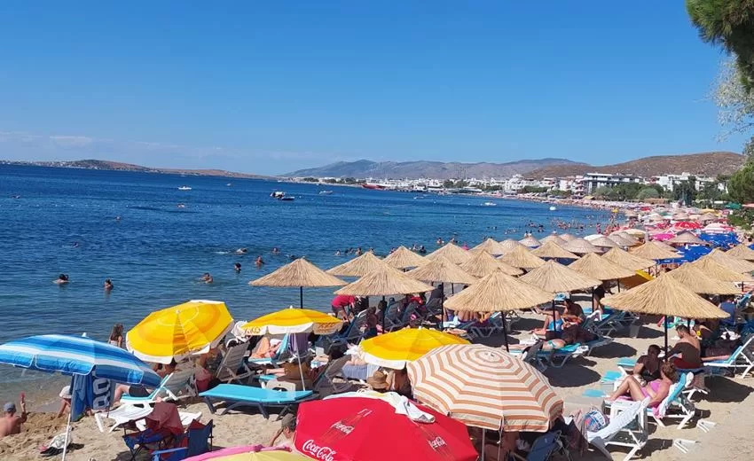 Türkiye’nin Marmara Denizi’nde yer alan küçük tatil cenneti Avşa Adası,