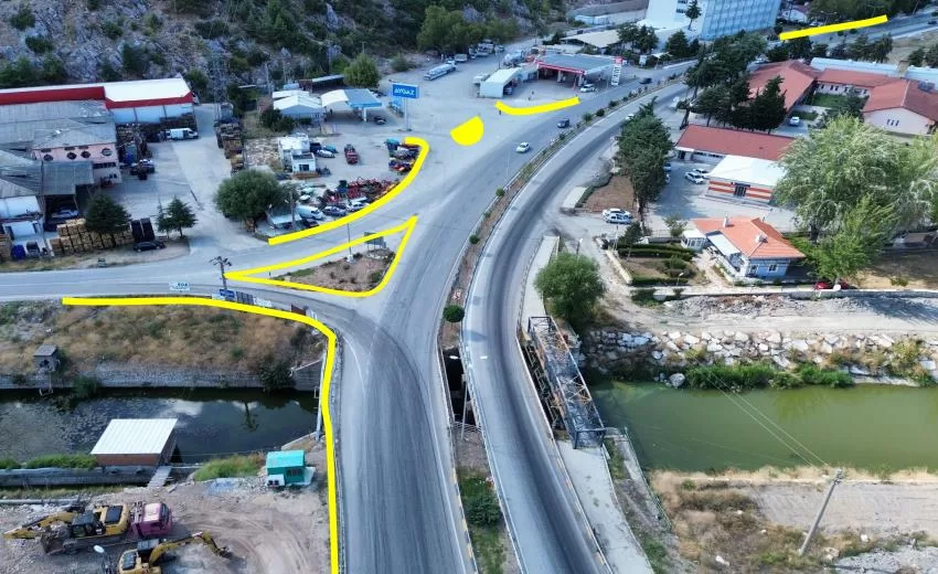 Karayolları 13. Bölge Müdürlüğü tarafından, Eğirdir-Gelendost-Şarkikaraağaç yol yapım çalışması nedeniyle,