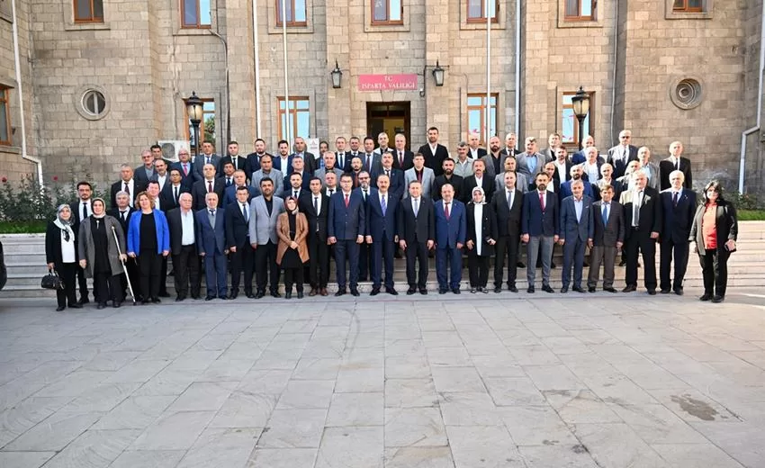 19 Ekim Muhtarlar Günü dolayısıyla Vali Abdullah Erin Isparta’nın mahalle