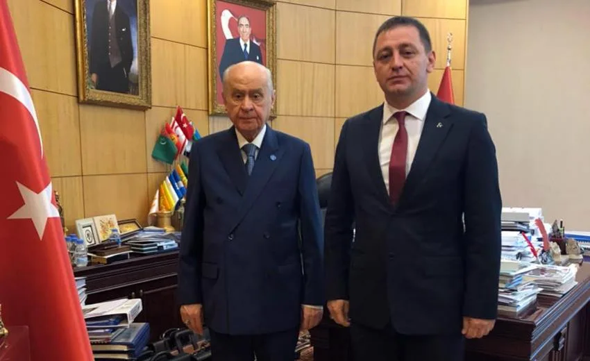 MHP Genel Başkan Yardımcısı Semih Yalçın, 3 milletvekilinin istifasının istendiğini