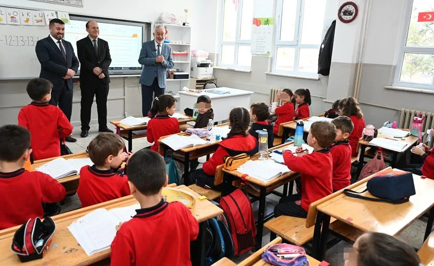 Isparta Belediye Başkanı Şükrü Başdeğirmen, Ülkü İlkokulu, Mustafa Gürkan Anadolu