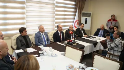 Süleyman Demirel Üniversitesi (SDÜ) Rektörü Prof. Dr. Mehmet Saltan ve