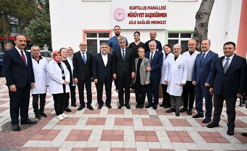 Sağlık Bakanı Prof. Dr. Kemal Memişoğlu bir dizi inceleme ve