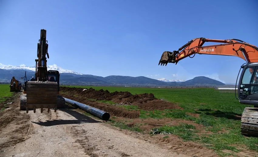 DSİ yatırımlarının kaynağını teşkil eden su, yaşamsal öneminin yanında tüm