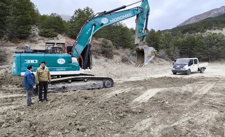 Isparta’nın Uluborlu ilçesinde su sorununu çözmek için başlatılan içme suyu
