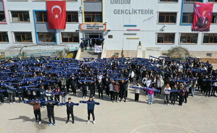 Isparta’da Duchenne Musküler Distrofi (DMD) hastalığıyla mücadele eden 16 yaşındaki