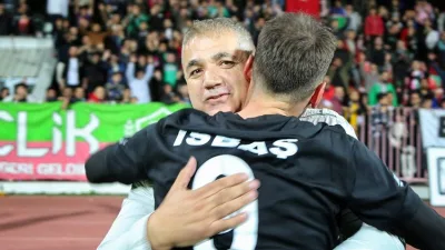 Ispartaspor Başkanı Gültekin Özdemir’den Bilet Fiyatları Tartışmalarına Açıklama **Ispartaspor Kulüp Başkanı Gültekin Özdemir, son günlerde maç bilet fiyatları