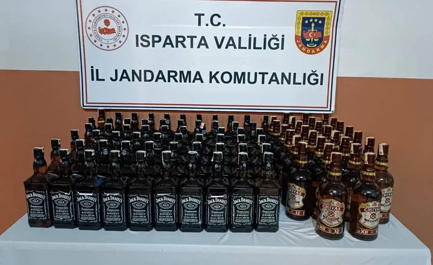 Isparta İl Jandarma Komutanlığı, kaçakçılıkla mücadele kapsamında yürüttüğü çalışmalara hız