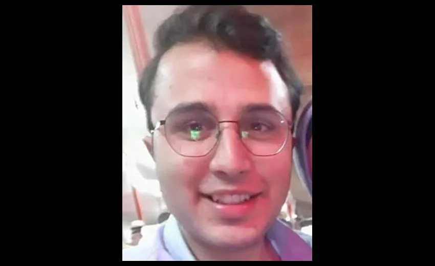 Isparta’da, akşam saatlerinde meydana gelen feci kazada otomobilin halk otobüsüne