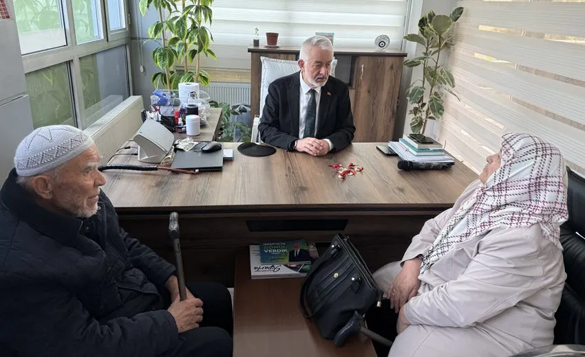 Isparta’da yaşayan Sakine Mükerrem ile İbrahim Delen çifti içten gelen