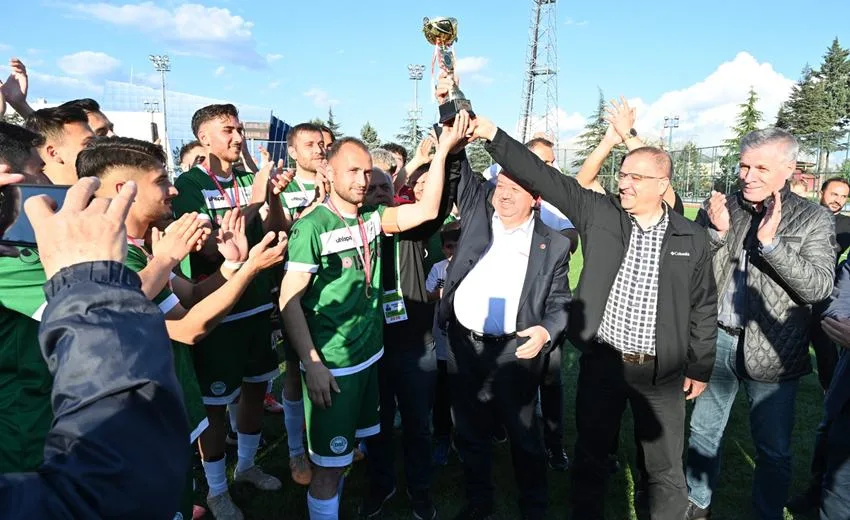 Bu yıl Belediye Başkanı Şükrü Başdeğirmen’in bir süre önce vefat