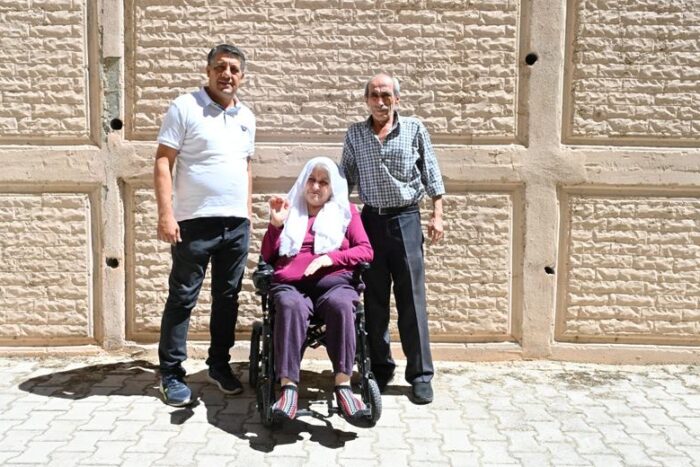 Akülü Tekerlekli Sandalye İle Hayata Yeni Bir Adım Attı