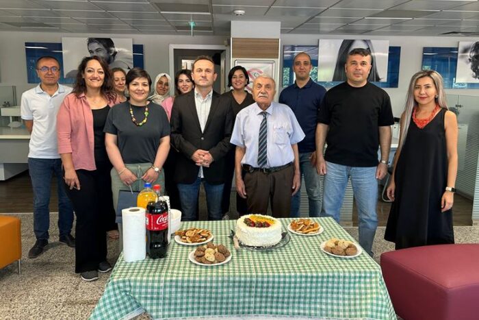 İş Bankası Isparta Şubesinden Anlamlı Vefa: Hasan Özbek’e Sürpriz Kutlama