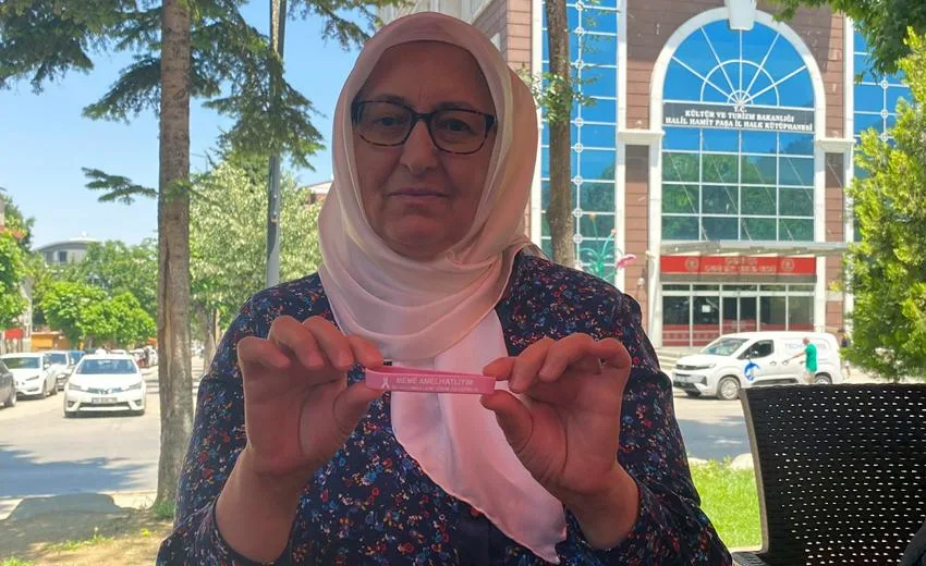 Isparta Kanser Hastaları Yardımlaşma Derneği (KANSEV), meme kanseri hastalarının yaşadığı