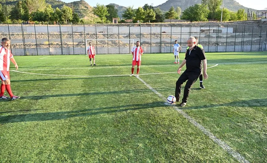Isparta Belediyesi’nin geleneksel hale getirdiği Müdürlükler Arası Futbol Turnuvası, Belediye