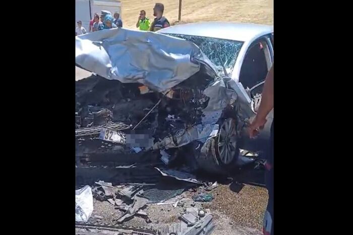 Isparta’da Trafik Kazası: 1 Ölü, 6 Yaralı