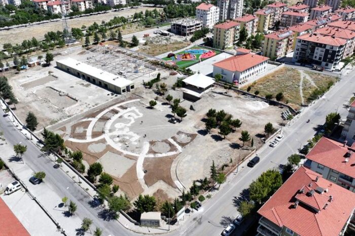 Atıl Durumdaki Aqua Park, Tomurcuk Masal Parkı’na Dönüşüyor