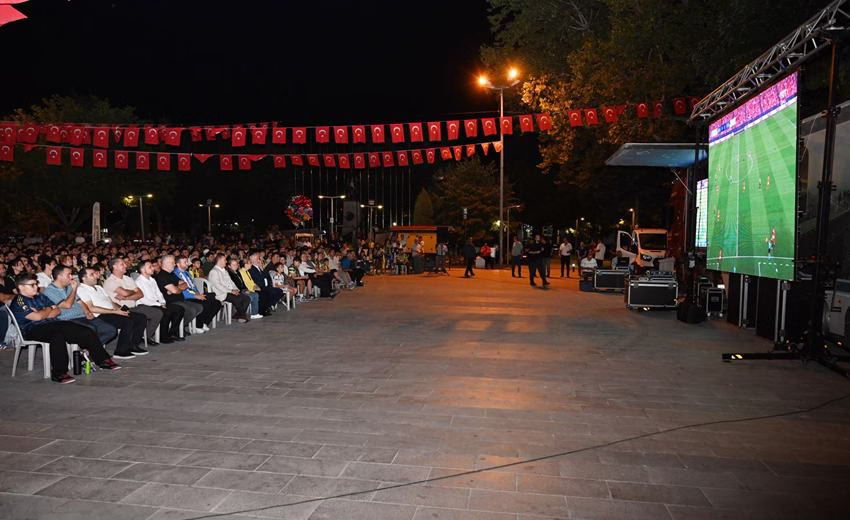 Isparta Belediyesi, Fenerbahçe’nin Benfica ile oynadığı UEFA Şampiyonlar Ligi play-off