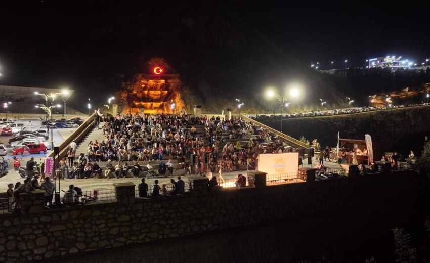 Isparta Belediyesi’nin ‘Yaz Seninle Güzel’ sloganıyla düzenlediği yaz etkinlikleri, Kirazlıdere