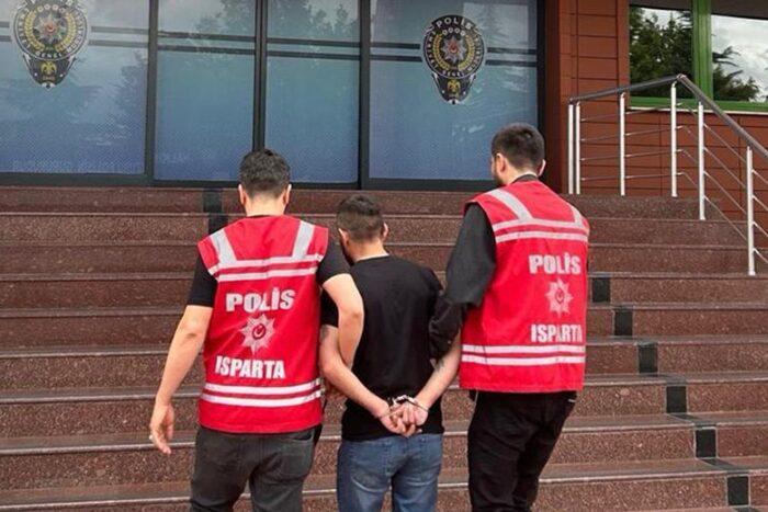 Isparta’da 10 Yıl 10 Ay Kesinleşmiş Hapis Cezası Bulunan Şahıs Yakalandı