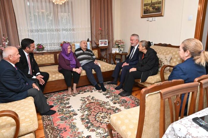 Başkan Başdeğirmen, Kıbrıs Gazimizi Ziyaret Etti